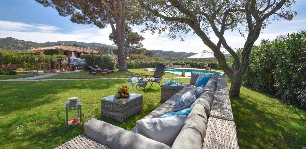 Villa Con Piscina Immersa In Un Meraviglioso Giardino - Wonderful Villa With Pool And Spacious Garden 巴哈撒丁岛 外观 照片